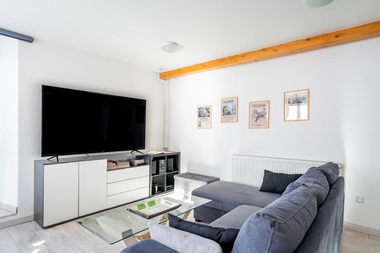 Gite Le Carpe Diem - Classe 3 Etoiles - Centre Ville - Wifi - Netflix Marmoutier Luaran gambar